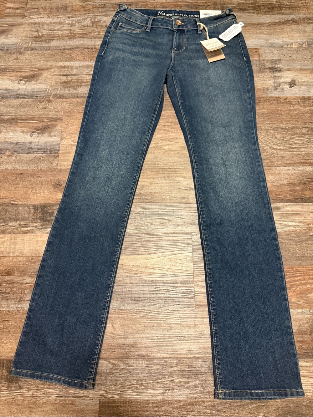 Natural Reflections Women's Straight Leg Jeans NWT Size 4 Tall